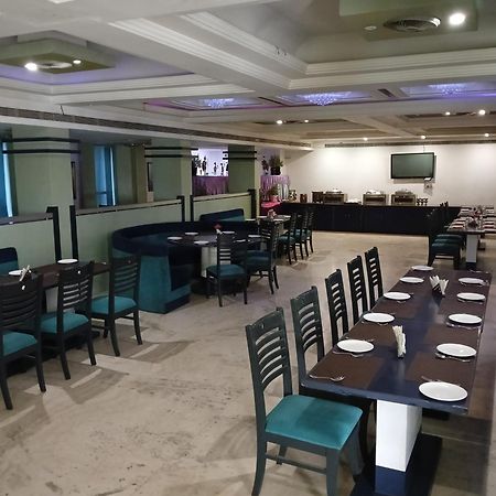 Bk Castles Hotel Jabalpur Extérieur photo