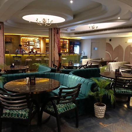 Bk Castles Hotel Jabalpur Extérieur photo