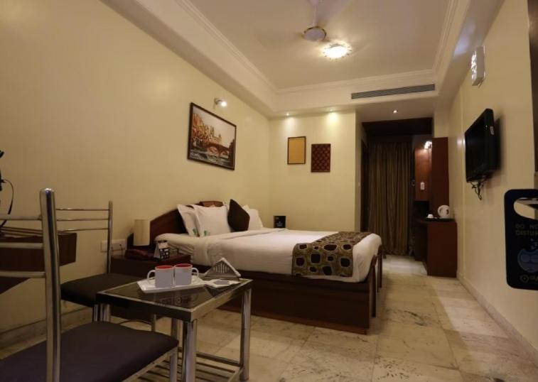 Bk Castles Hotel Jabalpur Extérieur photo